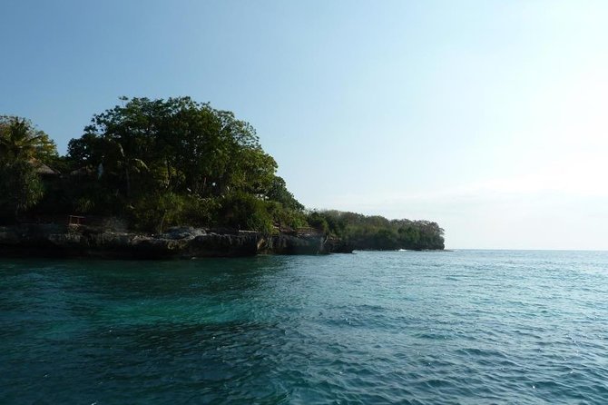 Scuba Diving in Nusa Penida Island and Manta Point - Lunch, snacks, and the rhythm of the day