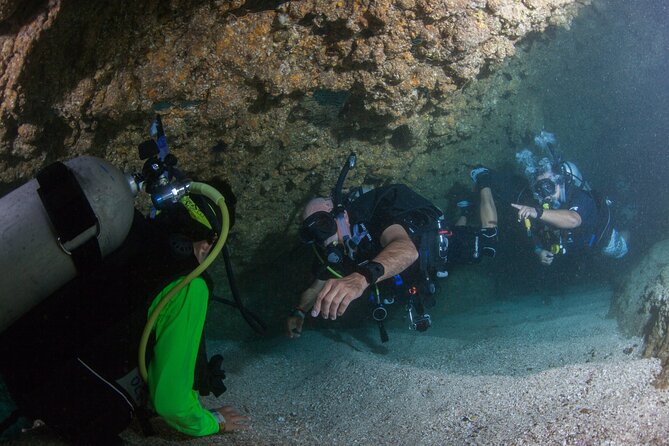 Scuba Diving Puerto Vallarta Undersea Arcos or Marietas - Equipment, lunch, and what to bring