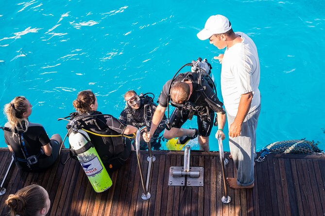 Scuba Diving Tour in Antalya with Lunch and Transfer - Group size and the feel of the day