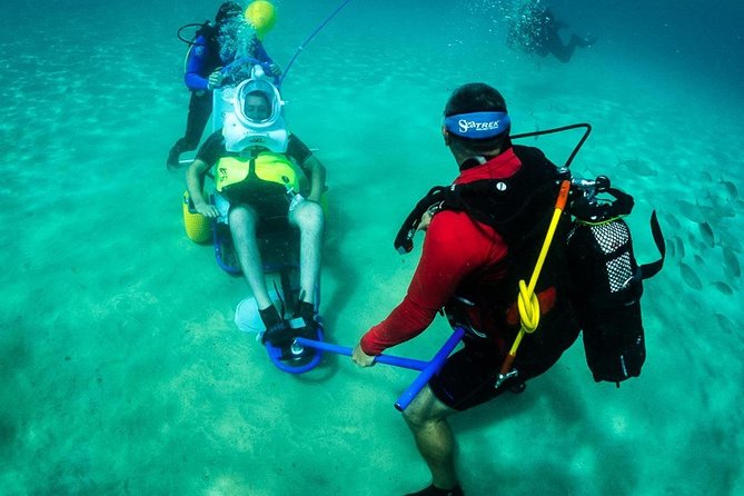 Sea Trek and Diving for handicaped people - Meeting in Costa Teguise and getting ready