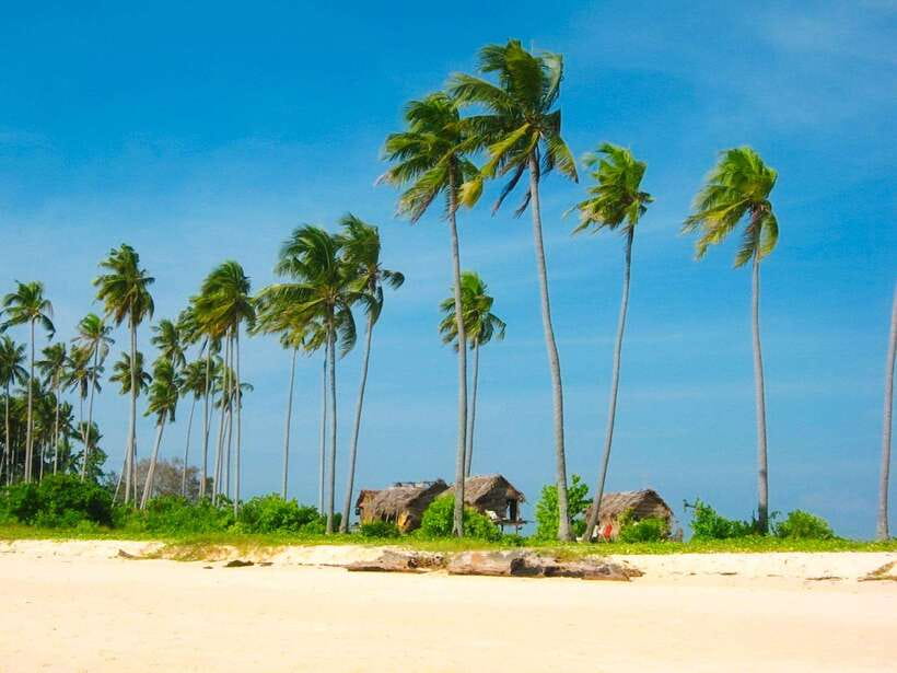 Semporna: Bohey 3 Islands Hike, Snorkel/Dive Tour with Lunch - Should you book the Bohey Dulang island tour?