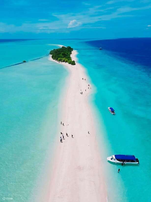 Semporna: Explore 3 Islands Tour Snorkel or Dive & Lunch - Getting comfortable in the water