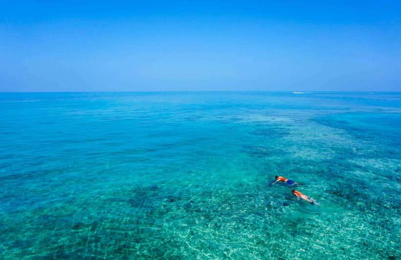 Semporna: Explore 3 Islands Tour Snorkel or Dive & Lunch - The speedboat is part of the experience