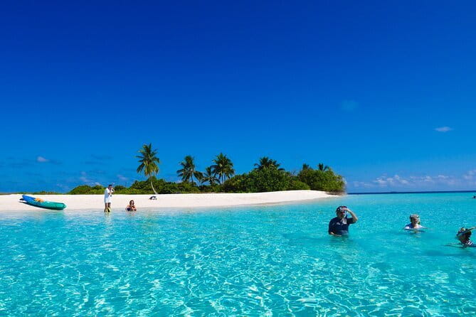 Semporna Hike Bohey 3 Island Snorkel Dive Tour and Lunch - Mantabuan Island for coral and fish