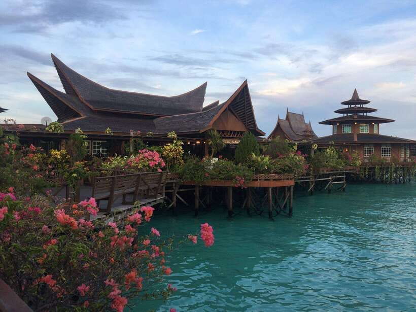 Semporna: Mabul and Kapalai Trip in Snorkel or Dive & Lunch - Key points to know before you book