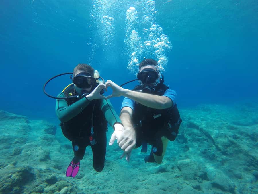 Sharm El-Sheikh: Guided Shore Scuba Diving at 2 Dives - Safety, certification, and weather concerns