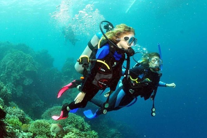 SSI | Padi Open Water Course in Phuket - Day one in Chalong: skills before scenery