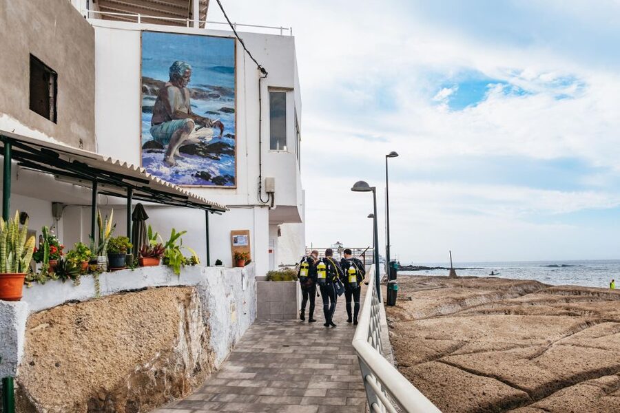 Tenerife: Scuba Diving Experience with Instructor and Gear - Practical timing and cancellation advice