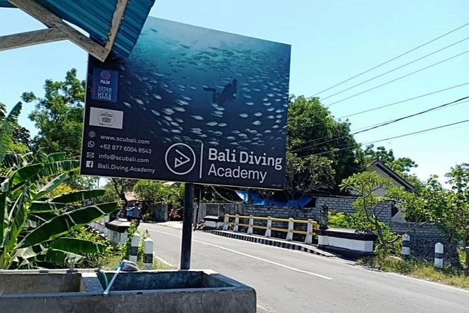 Try Diving at USAT Liberty Wreck Tulamben with 1 or 2 Dives (Stay In Tulamben) - Why Tulamben suits first-time scuba students