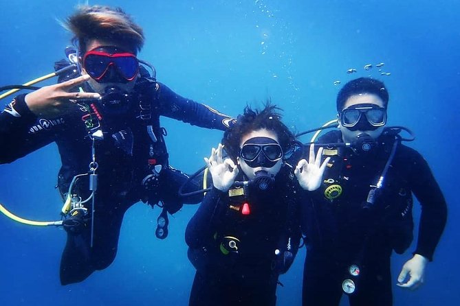 Try Diving in Manta Point - Nusa Penida - Theory and pool practice before the ocean