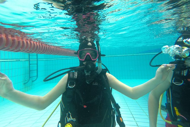 Try scuba dive - A balanced look at the instruction