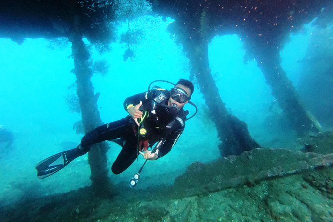 Try Scuba Diving at Tulamben Shipwreck - Lunch, water, and a useful break at noon