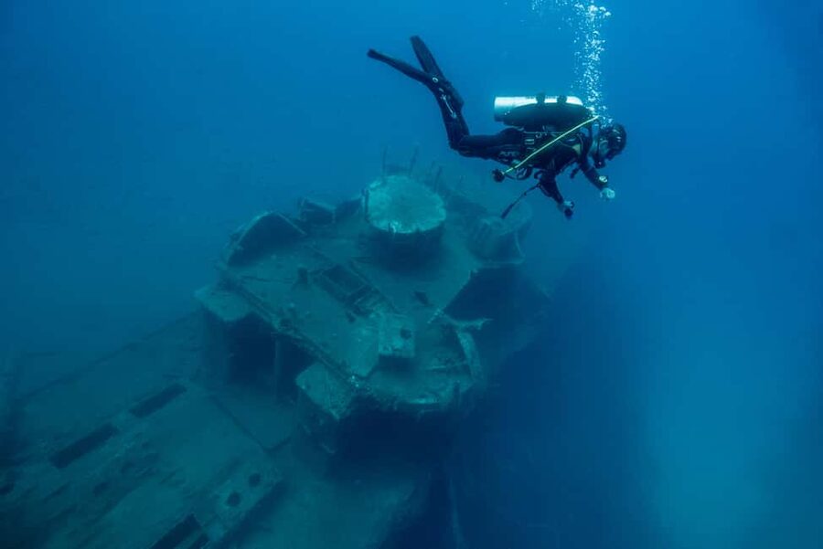 Try Scuba Diving from Boat in Budva - Budva Diving Center - The 2.5-hour island session