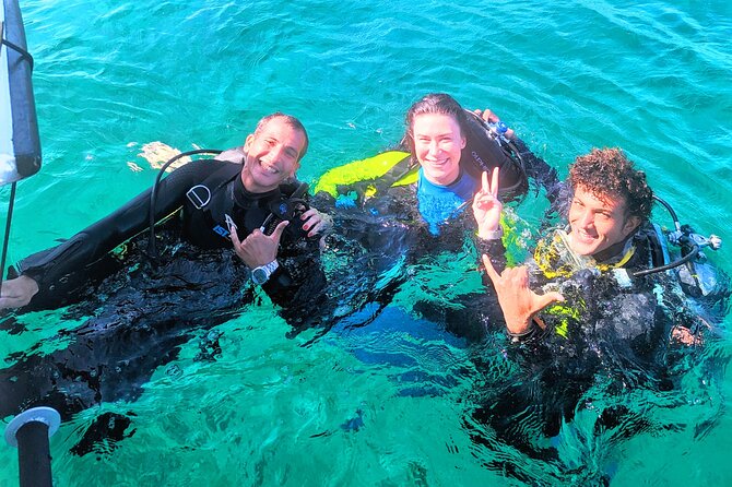Try Scuba Diving & snorkeling with BBQ lunch in Fujairah - The boat and onboard comfort