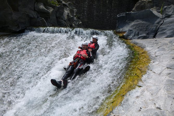 TuffAlcantara - dives, slides and lots of fun in the Alcantara river - What the safety gear really means