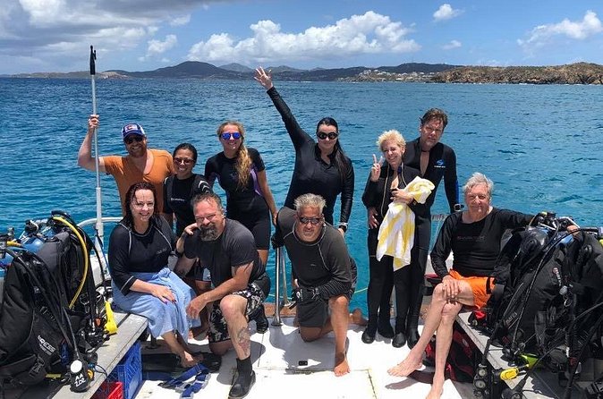 Two Tank Dive - Meeting at Secret Harbour for a compact boat outing