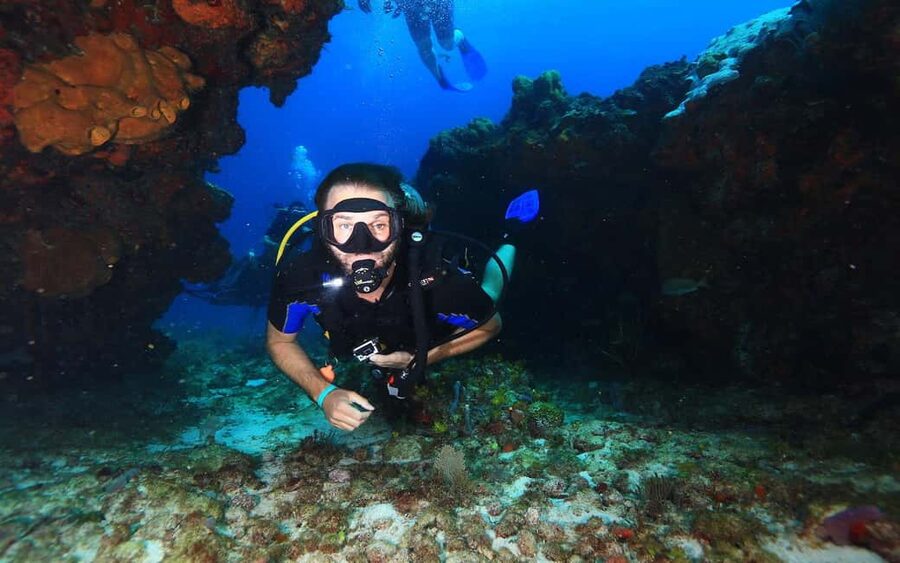 Underwater Museum Musa : SCUBA DIVING FOR BEGINNERS - What you are really paying for at $142