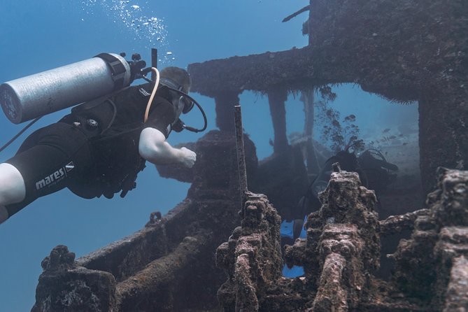 Waikiki 2 Tank World Class Wreck SCUBA Diving - Certified Only - The Second Tank Moves to a Waikiki Reef