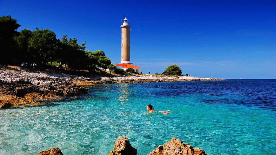 Zadar: Sakarun Beach & Dugi Island Speedboat Tour w/Diving - Sakarun Beach: beautiful, popular, and not right beside the boat